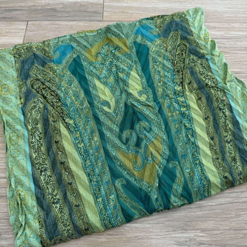Collection Eighteen Infinity Scarf - Picture 6 of 6